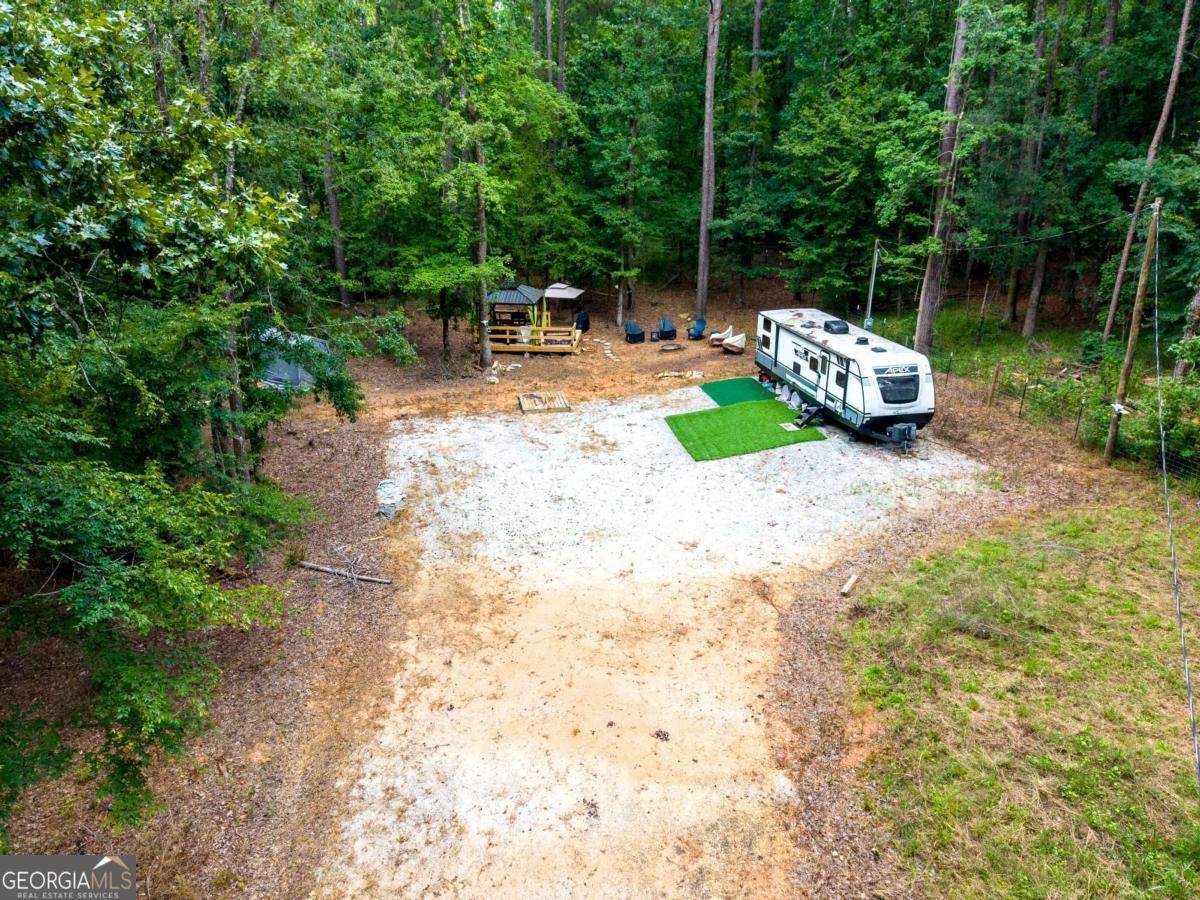 2261 Island Creek Drive - Photo 1