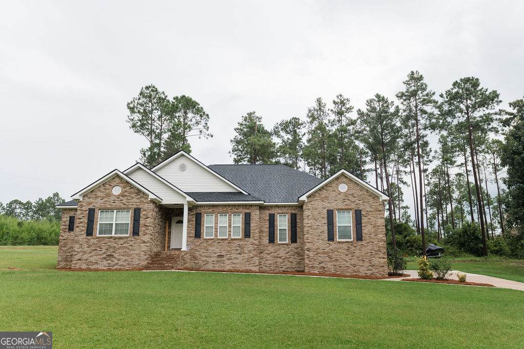 28 Oak Ridge Drive - Photo 1