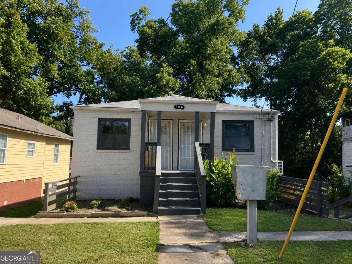 1061 M L King Jr Drive - Photo 1