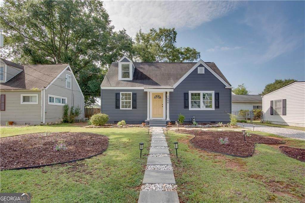 1466 Hardin Avenue - Photo 1