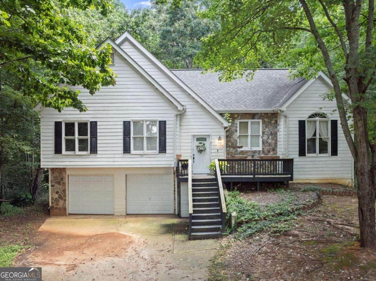 6055 Rolling Oaks Lane - Photo 1
