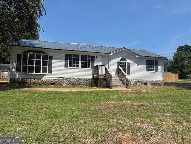 2951 Summerhill Road - Photo 1