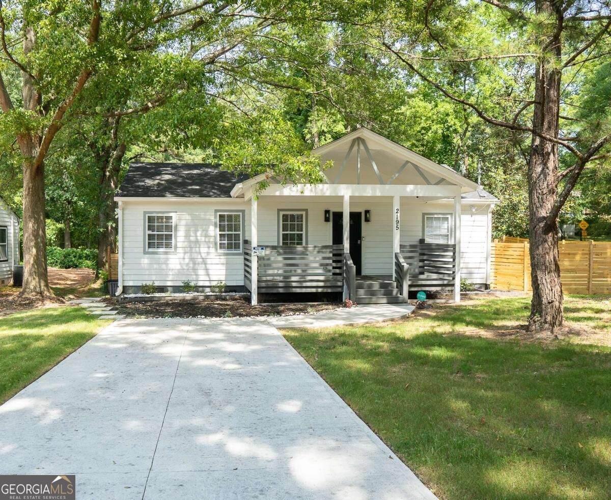 2195 Penelope Street - Photo 1