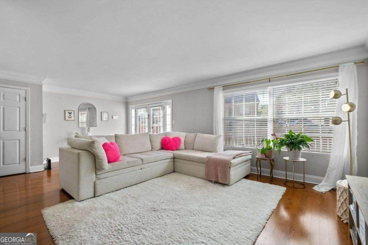 6980 Roswell Road - Photo 1