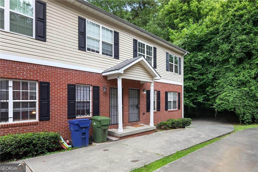 1021 Ada Avenue - Photo 1