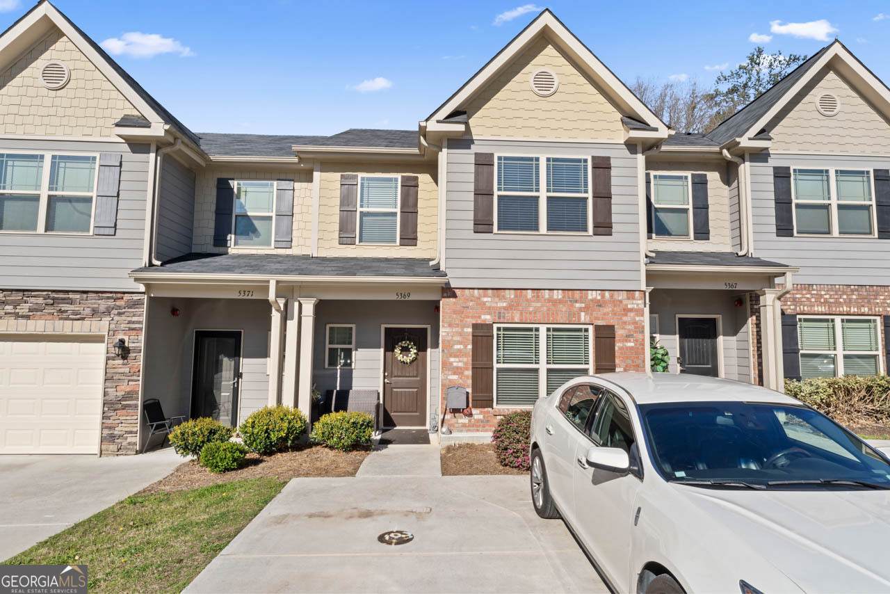 5369 Creekview Way - Photo 1