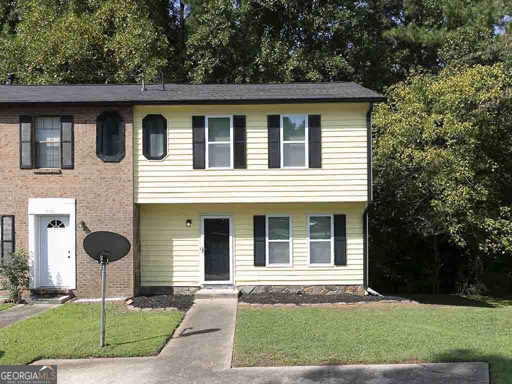 4040 Laurie Jo Drive - Photo 1