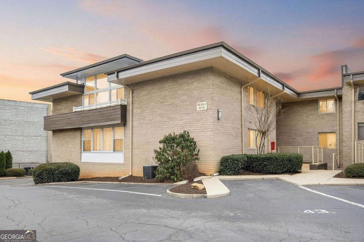 346 Carpenter Drive - Photo 1