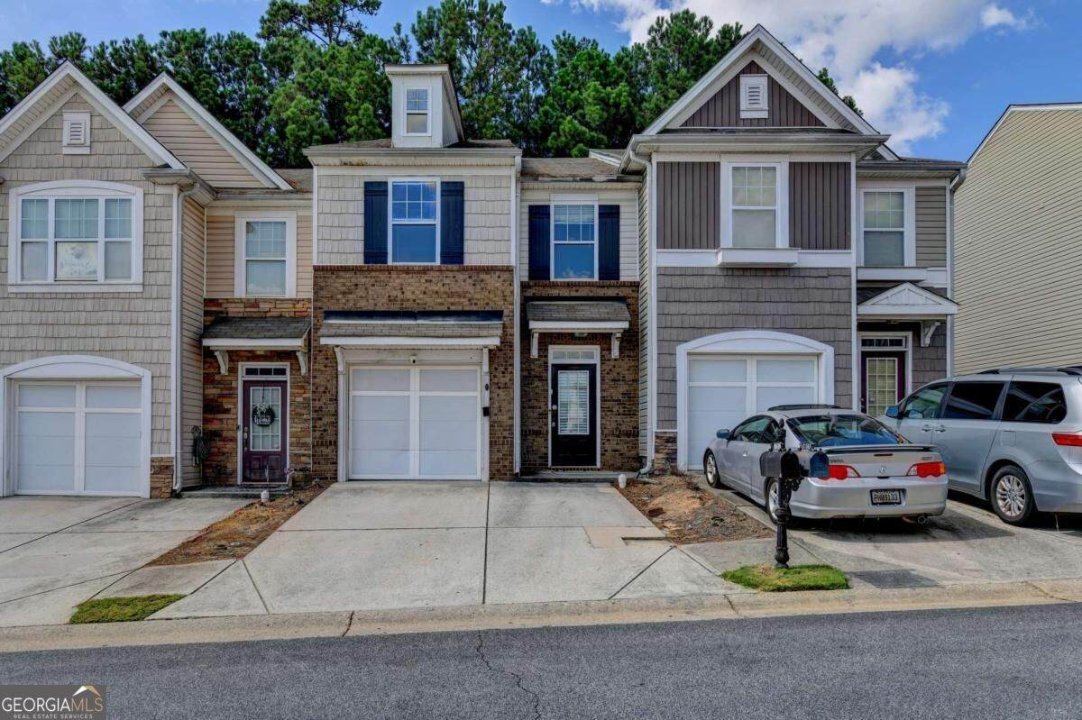 2152 Executive Drive - Photo 1