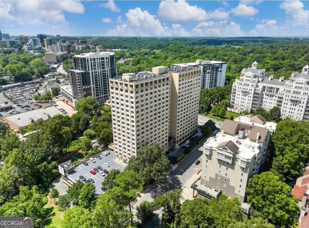 2479 Peachtree Road - Photo 1