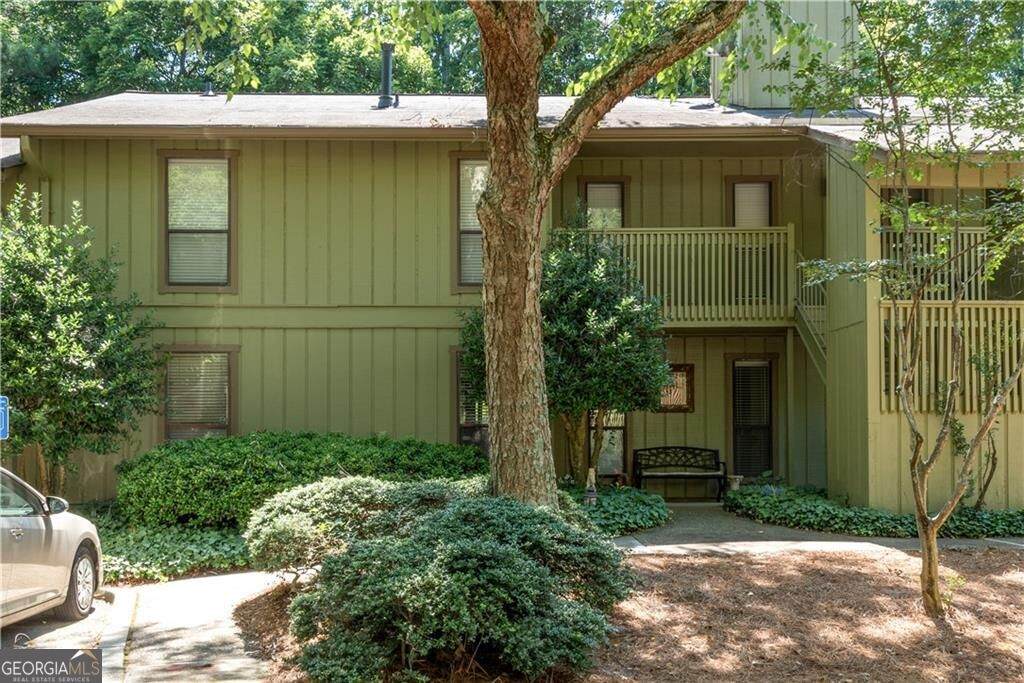 605 Dunbar Drive - Photo 1
