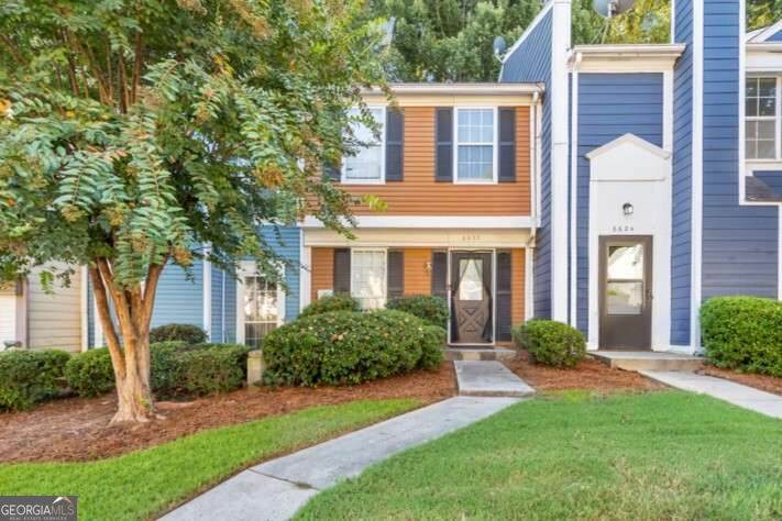 6622 Wellington Square - Photo 1