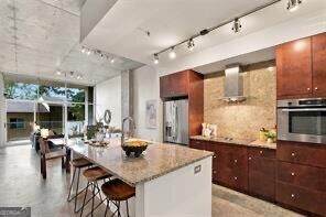130 Arizona Avenue - Photo 1
