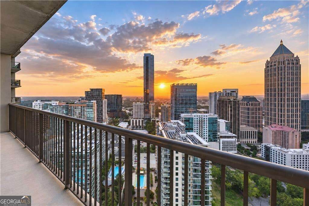 1080 Peachtree Street - Photo 1