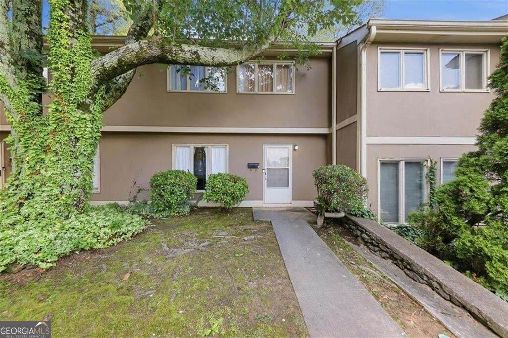 1816 Ashborough Road - Photo 1