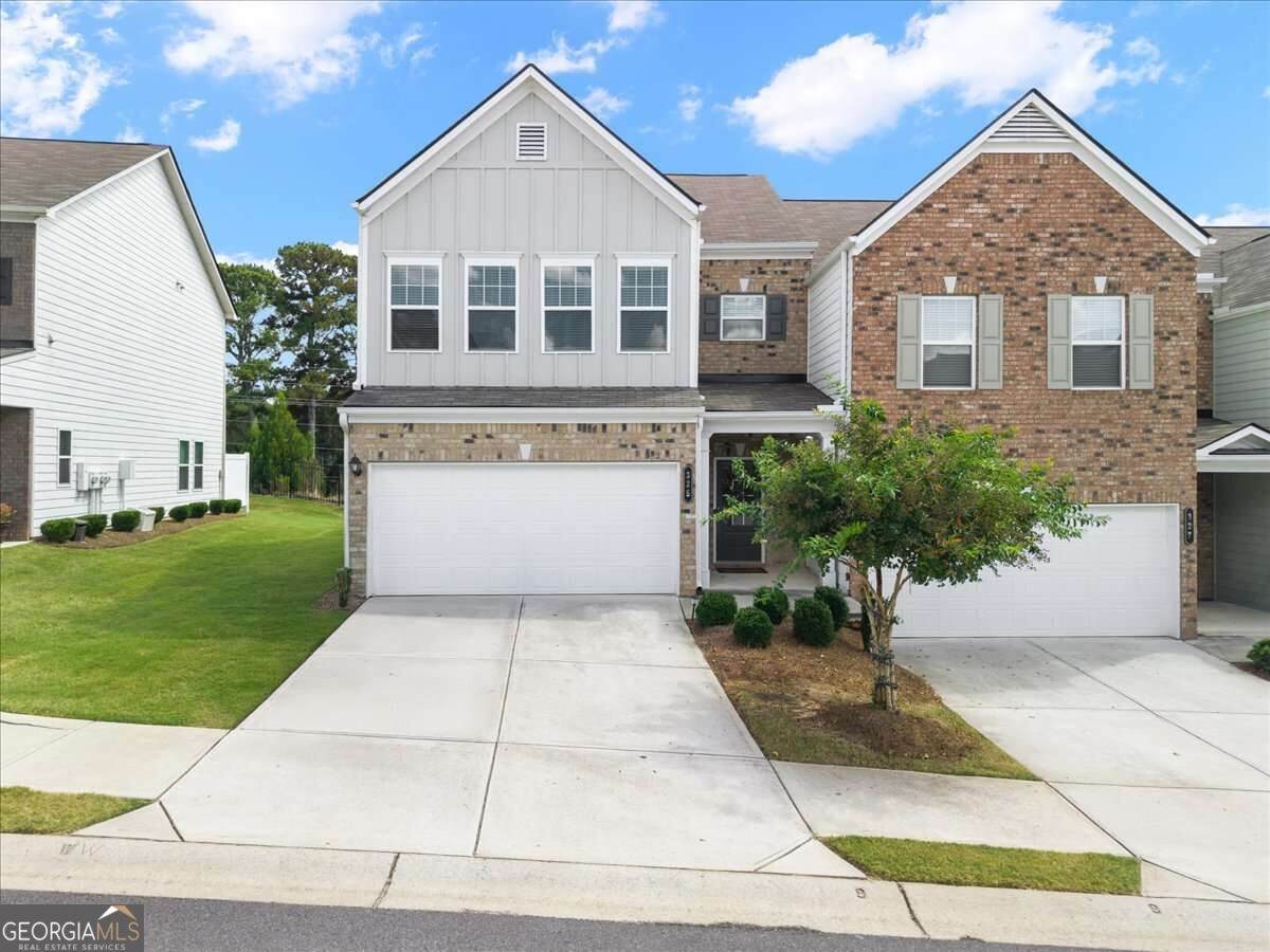 325 Braswell Court - Photo 1
