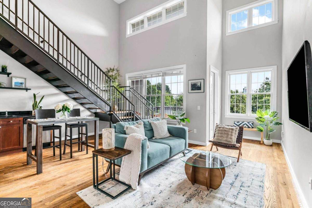 680 Greenwood Avenue - Photo 1