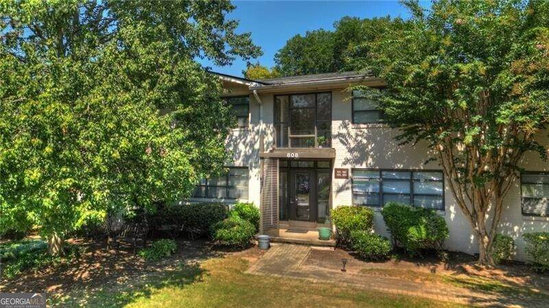 808 Greenwood Avenue - Photo 1