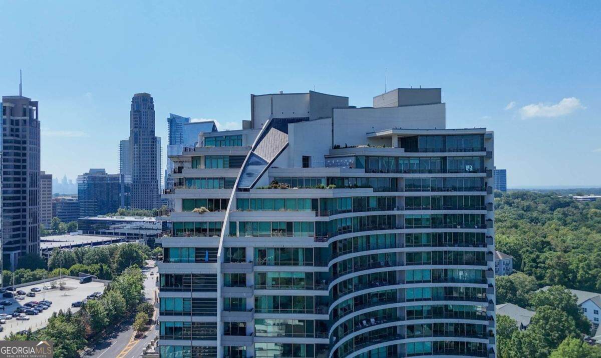 700 Park Regency Place - Photo 1