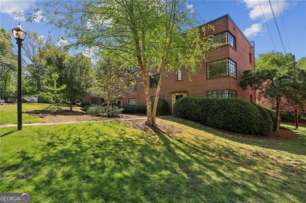 1391 Normandy Drive - Photo 1