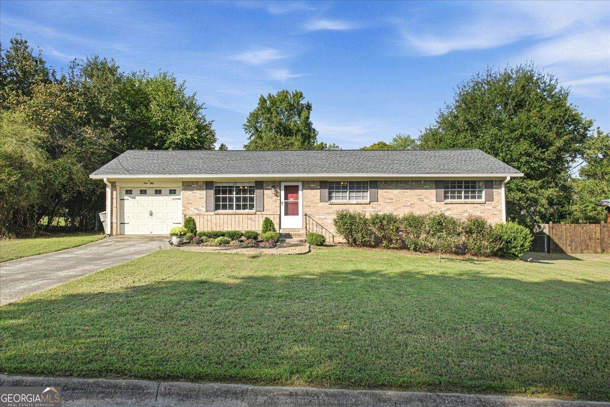 950 Meadowbrook Lane - Photo 1