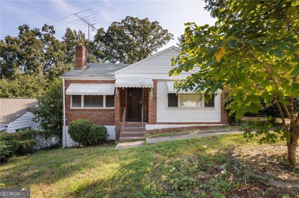 71 Burbank Drive - Photo 1