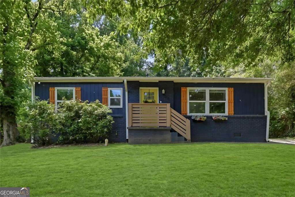 923 Redford Drive - Photo 1