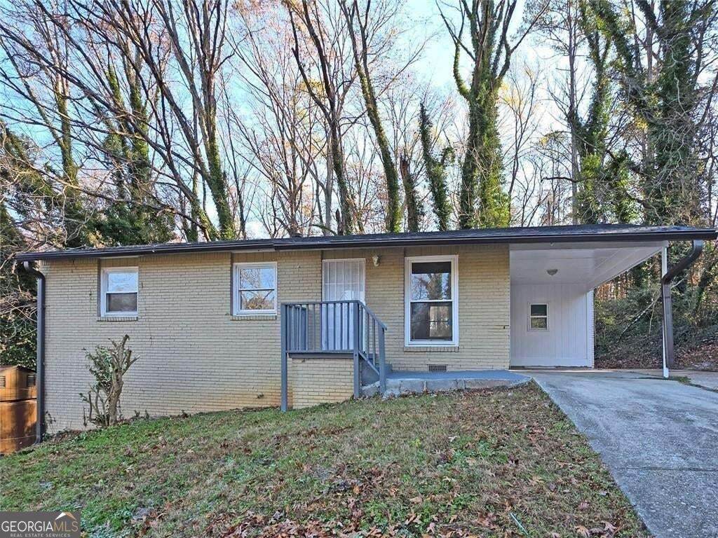 2332 Baywood Drive - Photo 1