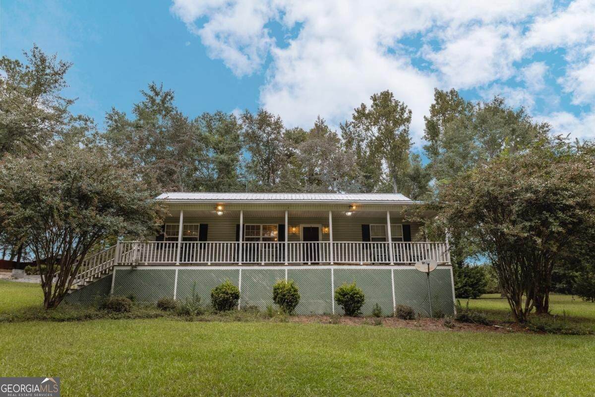 1052 Spencer Road - Photo 1