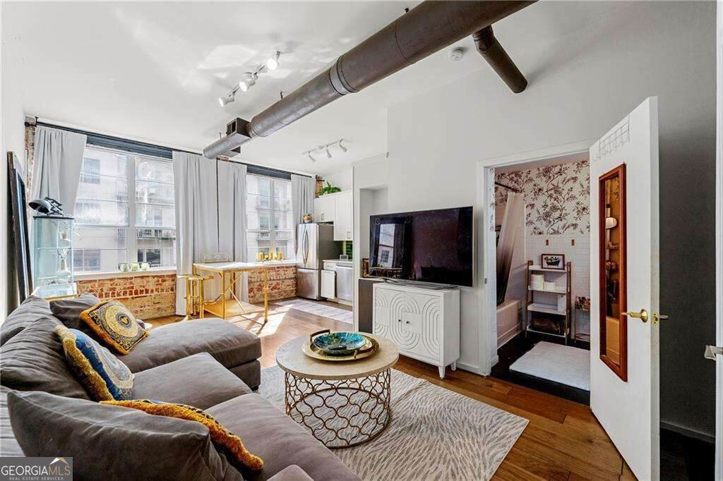 800 Peachtree Street - Photo 1