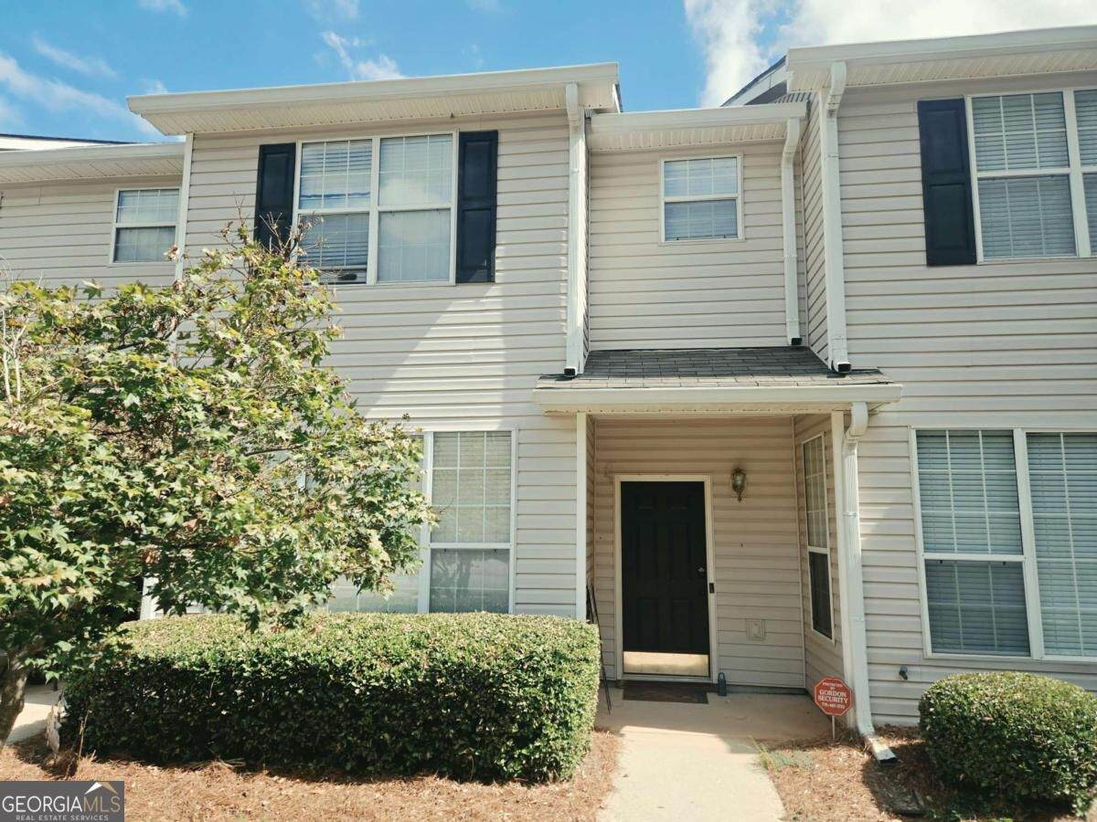 410 Rosewood Lane - Photo 1