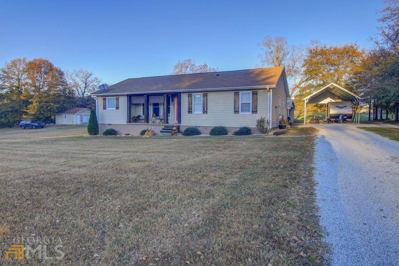 5555 Sandy Creek Rd - Photo 1