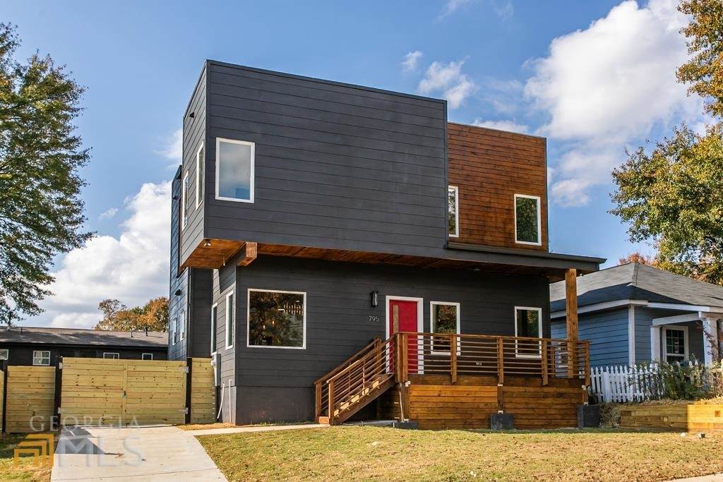 795 Fraser Street - Photo 1