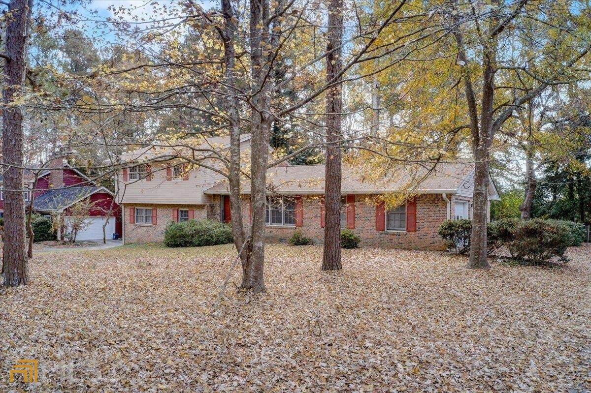 2623 Ashworth - Photo 1