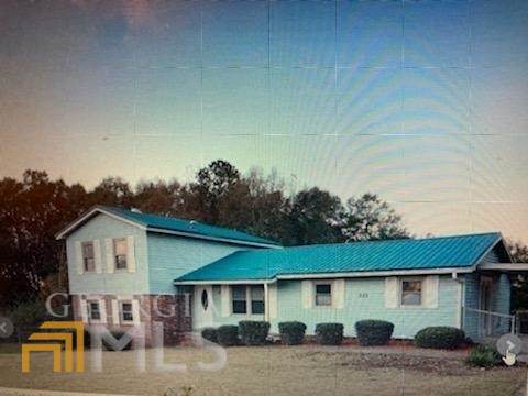 223 Roberts Street - Photo 1