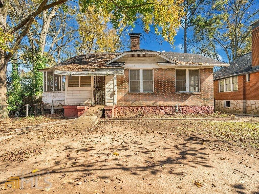 1362 Hartford Avenue - Photo 1