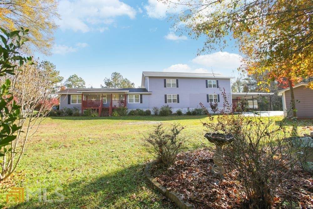 279 Whitworth Rd - Photo 1