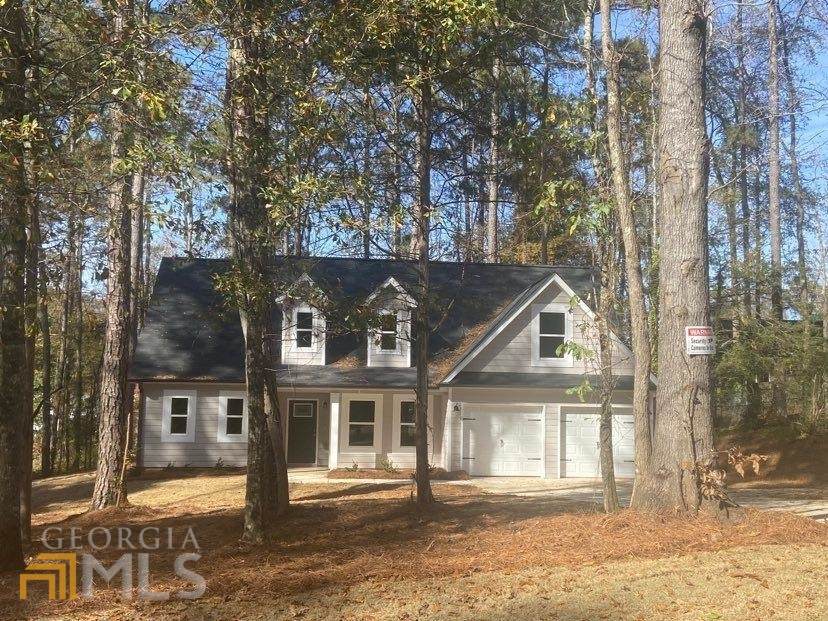 152 Honeysuckle Road - Photo 1