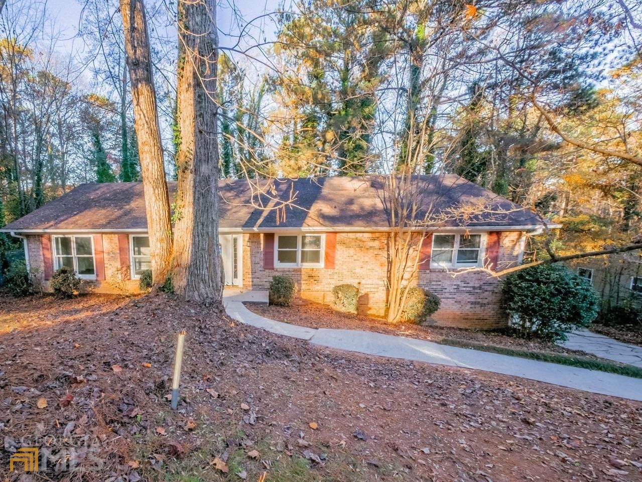 1336 Larkview - Photo 1