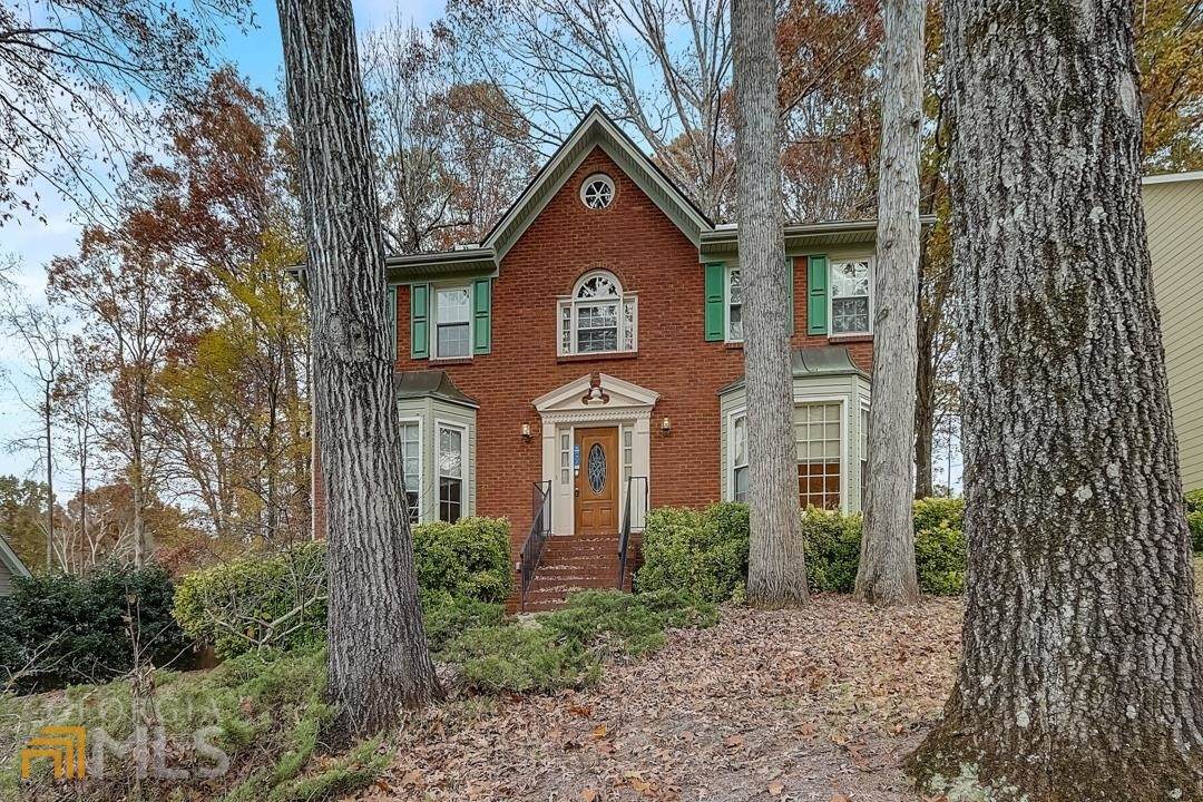 835 Clarion - Photo 1