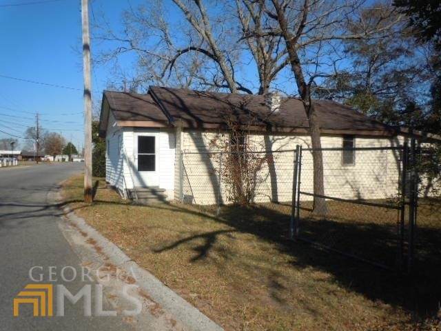 611 Washington - Photo 1
