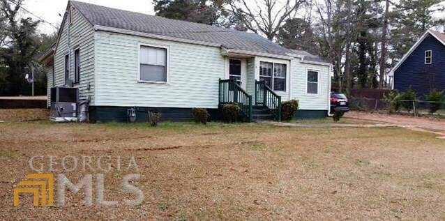 681 Quillian Avenue - Photo 1
