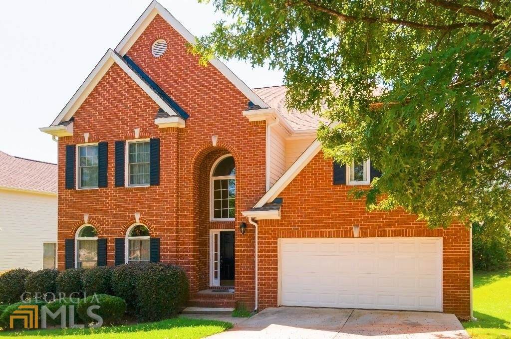 687 Pathwood Lane - Photo 1