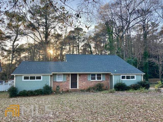 729 Woodland - Photo 1