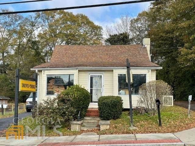 6814 Main Street - Photo 1