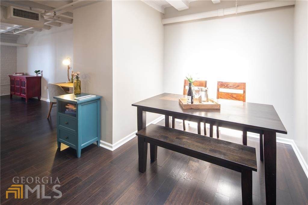 32 Peachtree Street - Photo 1