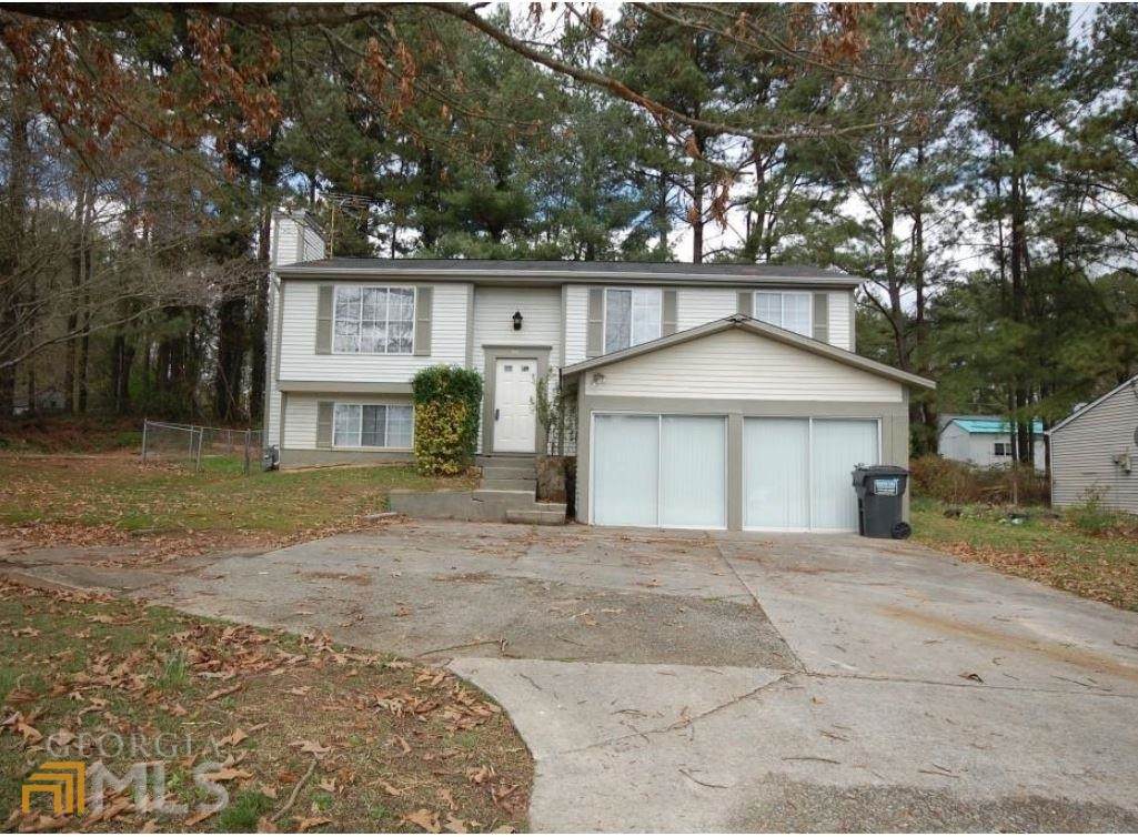 5589 Singleton - Photo 1