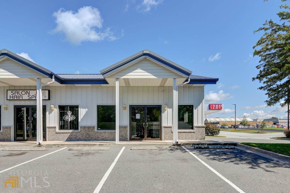 1002 Lisa Street - Photo 1