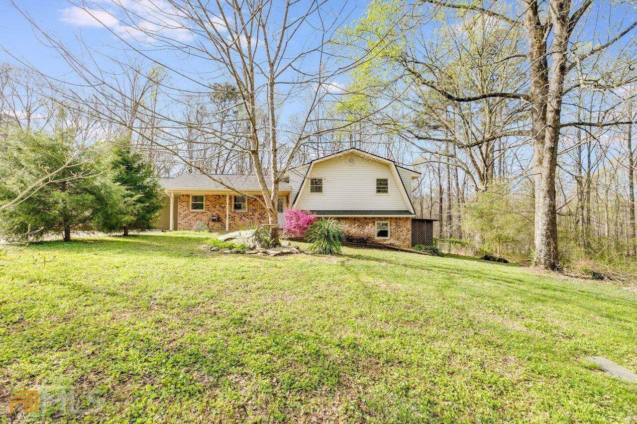 104 Eaves Road - Photo 1