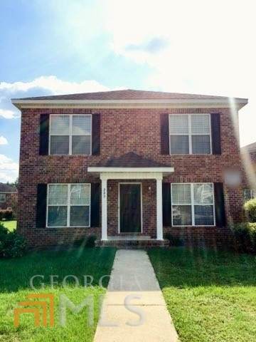 203 Herschel Drive - Photo 1